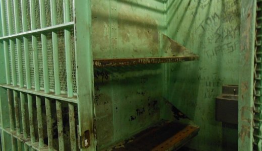 【史上初】アメリカの刑務所で使われている英語スラングまとめ100選